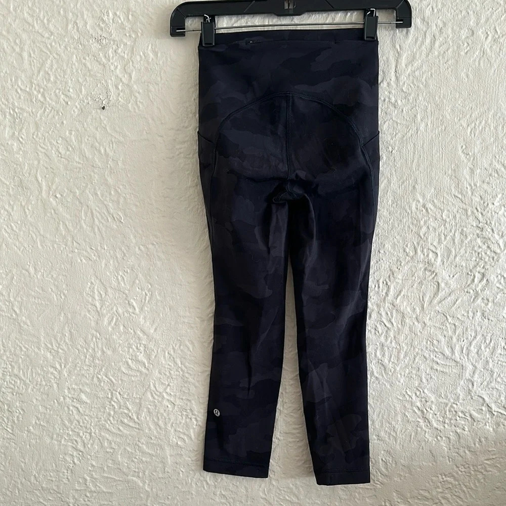 Lululemon Swift Speed High-Rise Crop 21” Heritage 365 Camo Deep Coal Leggings 0